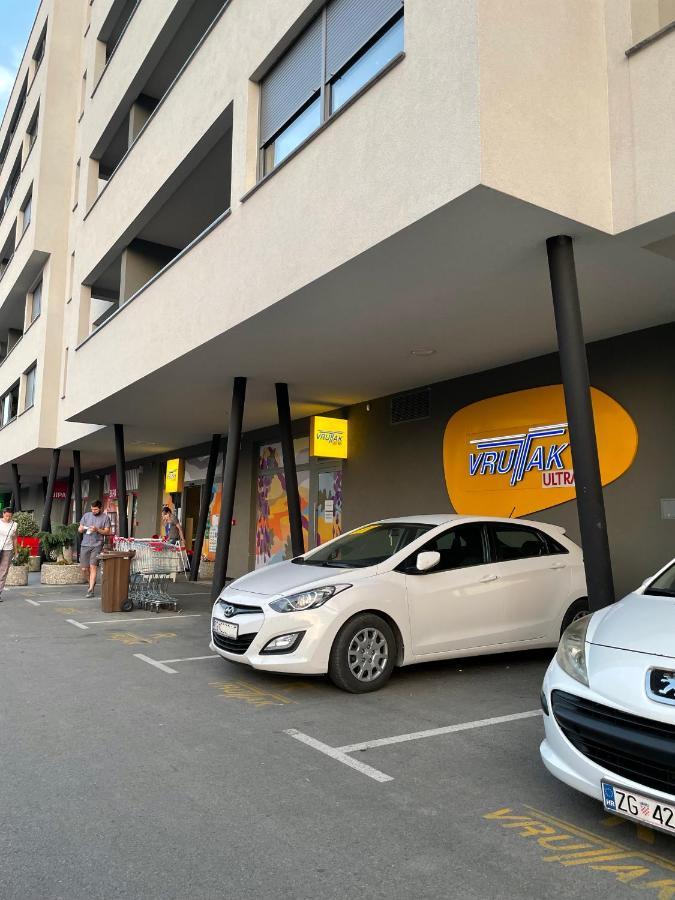 Apartman Welcome To Tresnjevka Zagreb Luaran gambar